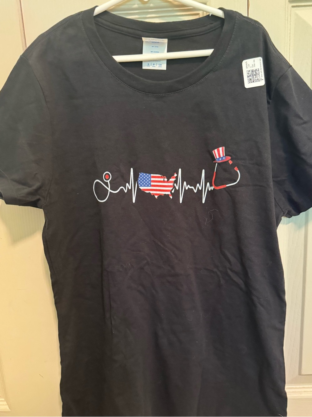 Black Patriotic Heartbeat Graphic Tee